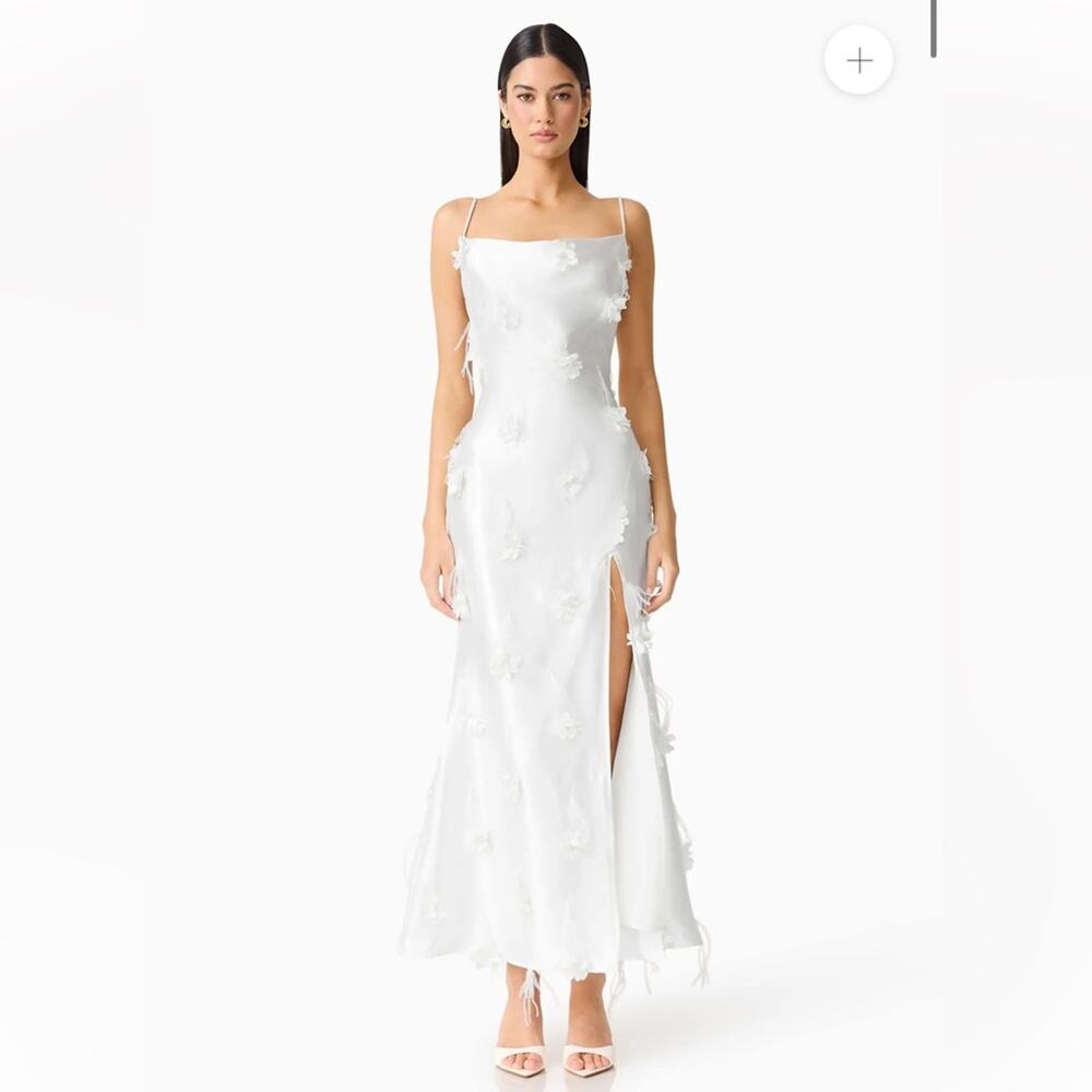 elliatt lunaria ivory white satin 3d floral & feather applique maxi dress medium